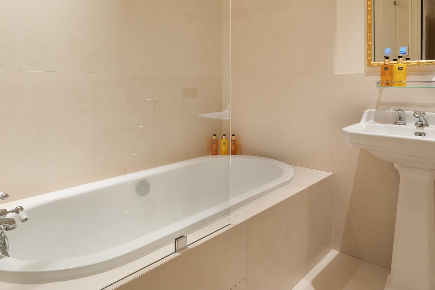 Pick A Flat'S Apartements With Services In Louvre - Rue Des Halles Paryż Zewnętrze zdjęcie